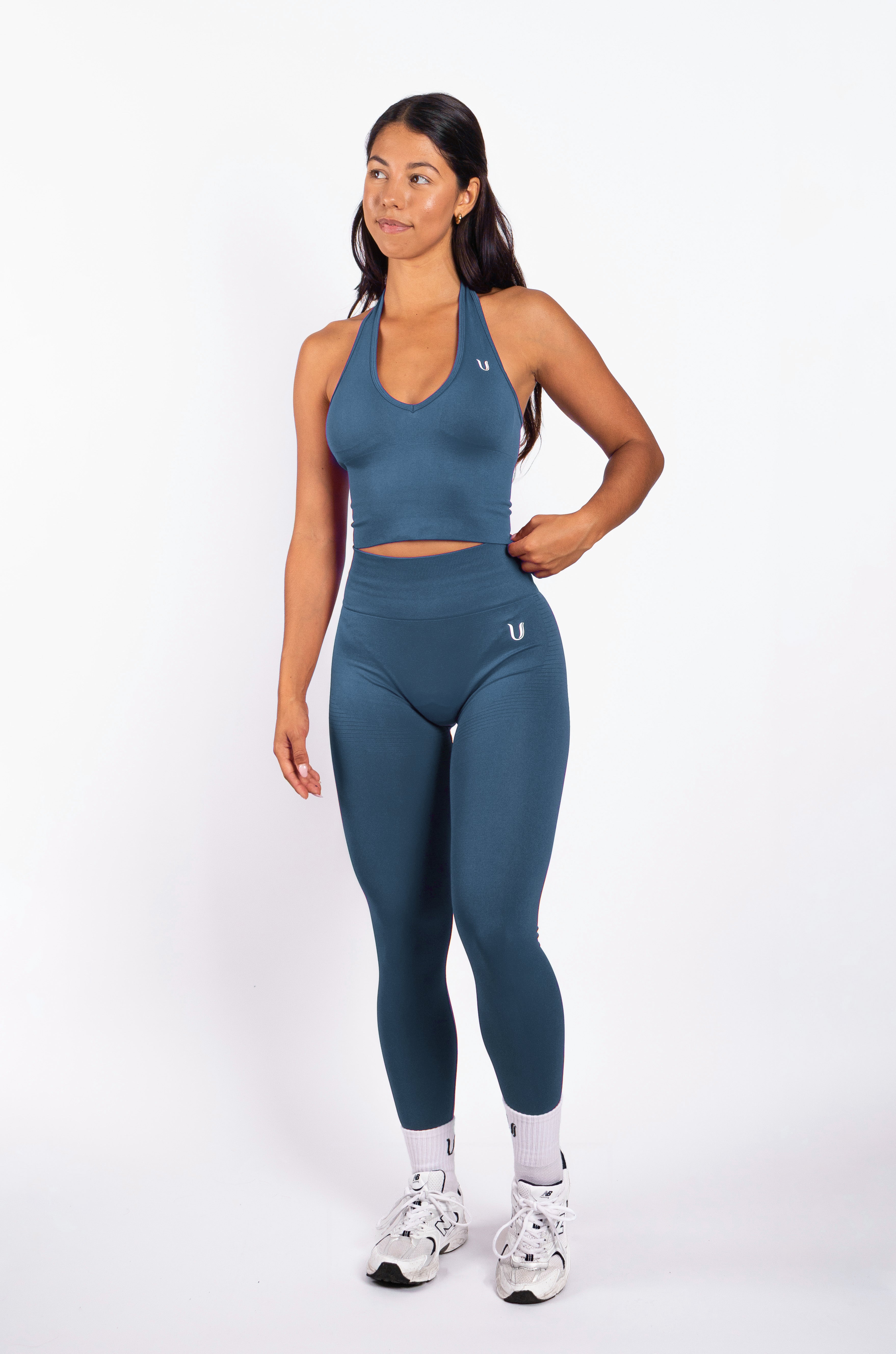 Bibi | Geripptes Nahtloses Halter Top – Blau